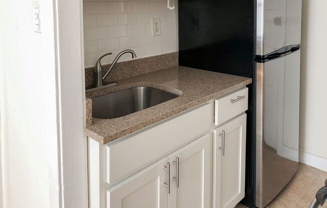 Studio, 1 bath, 445 sqft, $1,595, Unit 516-207