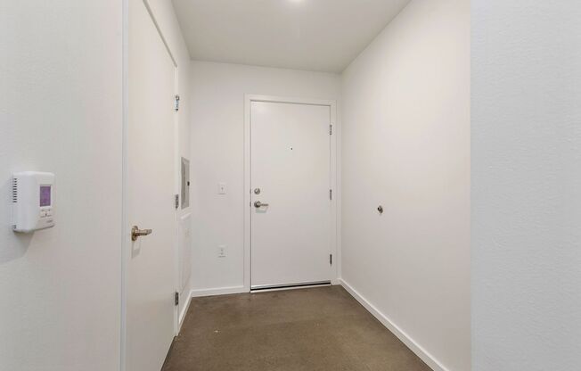 Studio, 1 bath, 342 sqft, $1,450, Unit 502