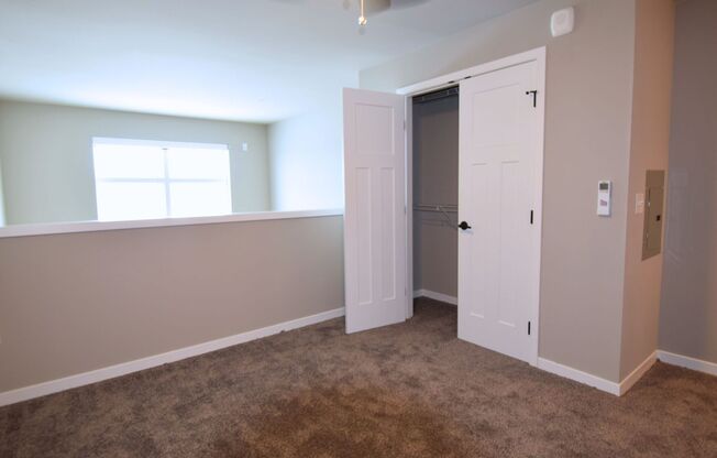 1 bed, 1 bath, 816 sqft, $1,970, Unit 5604-407