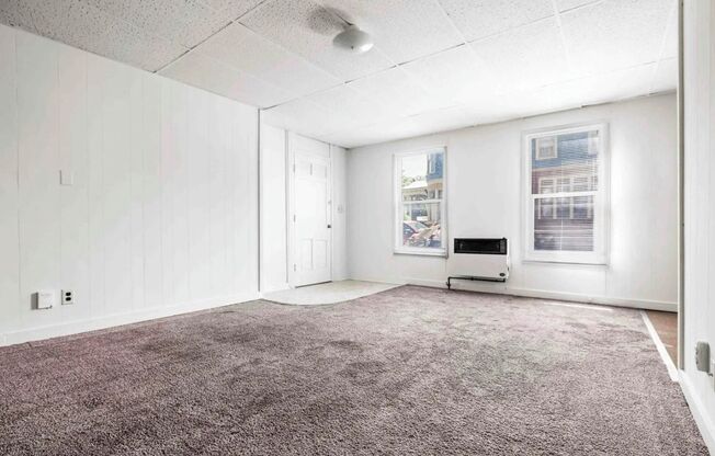 Studio, 1 bath, 308 sqft, $625, Unit 6