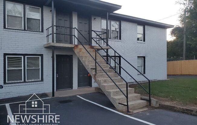 Hampton Avenue Apartments