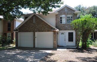 4 beds, 2.5 baths, $1,995