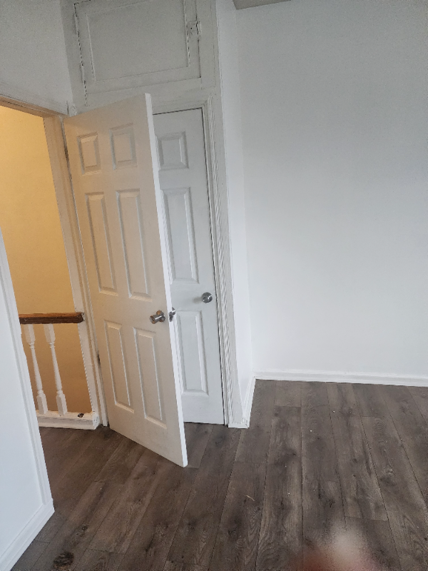 1400 S 52 ST