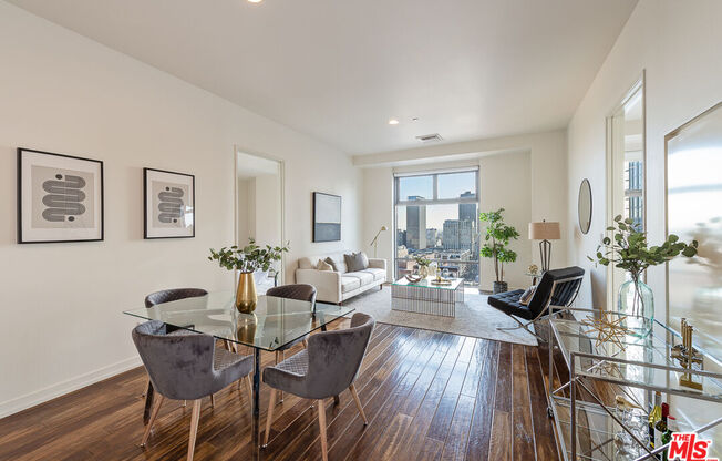2 beds, 2 baths, 1,200 sqft, $3,900, Unit 1412