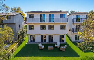 Brand New Apartments and Townhomes in Vista + Bonus Room!