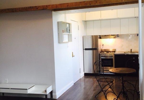 1 bed, 1 bath, $2,300, Unit 16