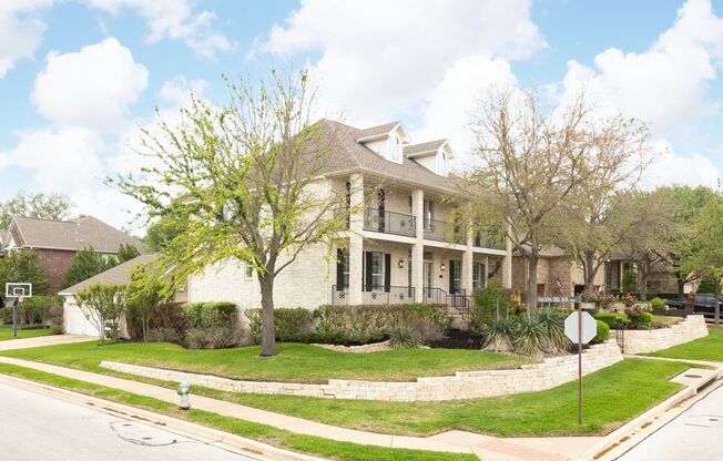 Beautiful Corner-Lot Home in Steiner Ranch – 4 Bed | 3 Bath