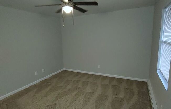 1 bed, 1 bath, 576 sqft, $715, Unit 3625-M