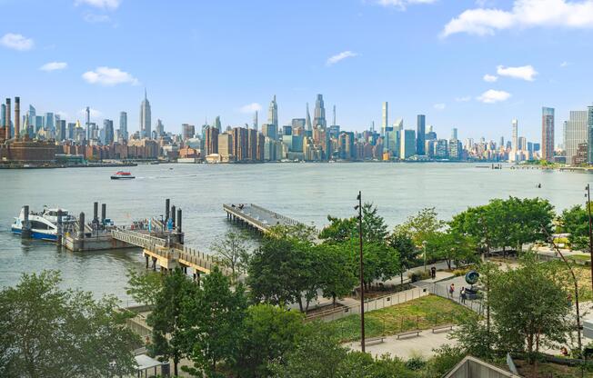 2 NORTHSIDE PIERS