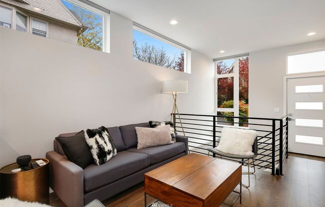 Capitol Hill - Townhouse