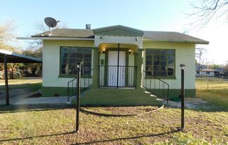 328 Uvalde St.