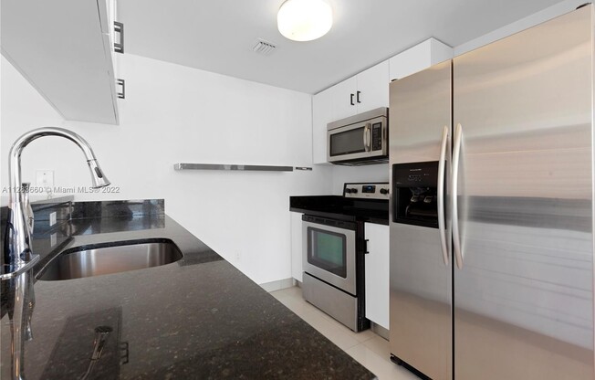 601 Ne 23 St