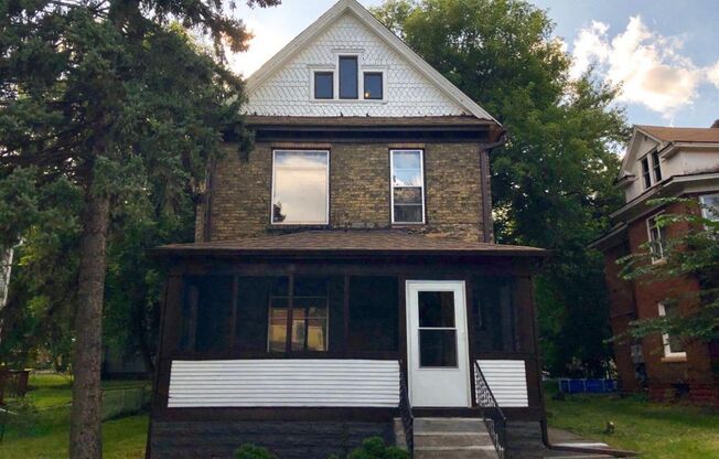 2207 Bryant Ave N