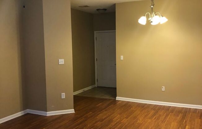 2 beds, 2 baths, 1,048 sqft, $1,295, Unit 4500-103