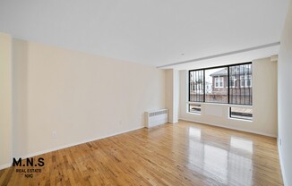 2 beds, 1 bath, $2,500, Unit 6C