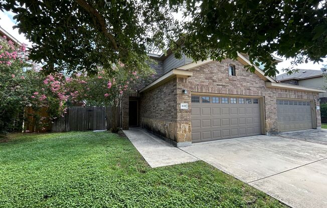 2 Story Unit / Washer, Dryer Connections on 1st Floor / Fenced in Yard / CISD