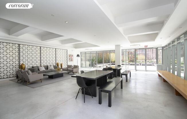 Studio, 1 bath, 505 sqft, $4,250, Unit 17H