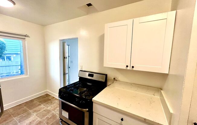 1 bed, 1 bath, $1,995, Unit 1542