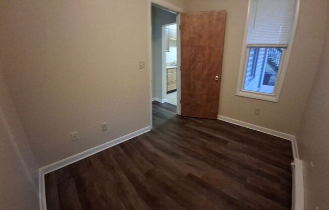 1 bed, 1 bath, 600 sqft, $900, Unit Apt 1 (Apt A)