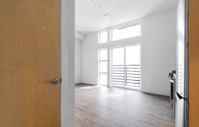 510 Broadway -- fully remodeled studios and lofts near First Hill and Capitol Hill