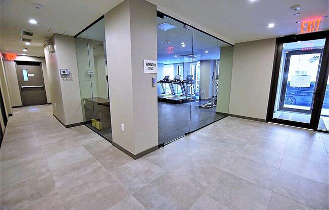 1 bed, 1.5 baths, 565 sqft, $3,150, Unit 2D