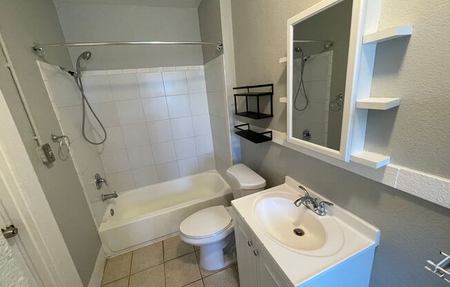 Studio, 1 bath, 390 sqft, $1,550, Unit 2185 - 7