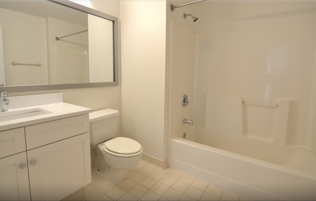 2 beds, 2 baths, 1,209 sqft, $4,885, Unit 620