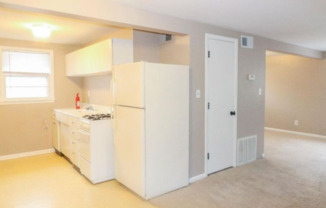 2102 Sloan