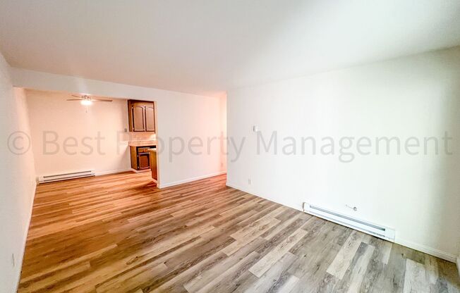 2 beds, 1 bath, $2,695