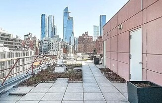 2 beds, 1 bath, $5,350, Unit 7C