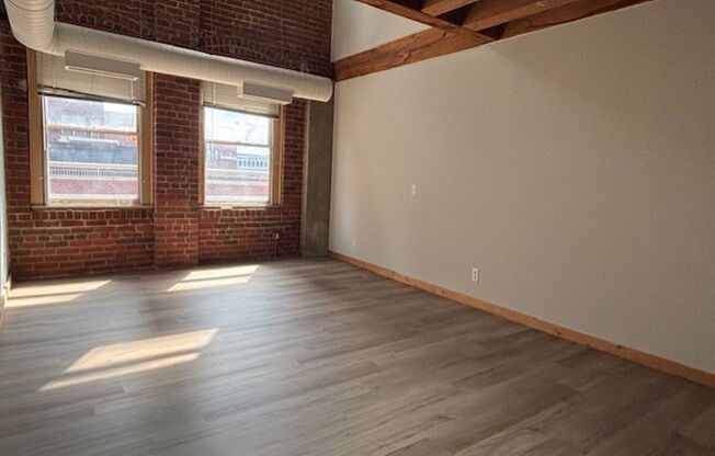 2 beds, 1.5 baths, 1,330 sqft, $1,775, Unit 440