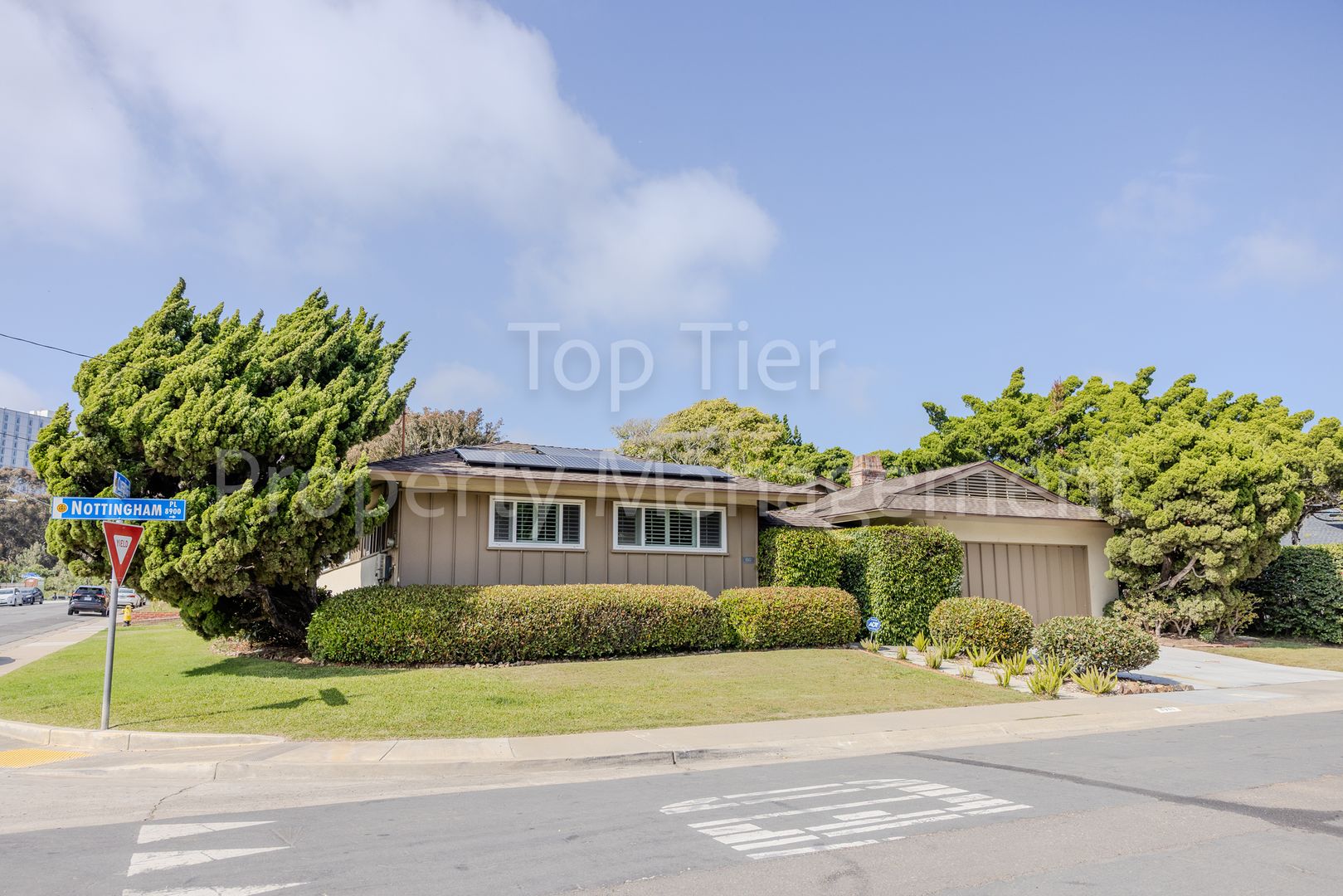 Charming Mid-Century Home | 4BR, 3BA | 2,424 Sq Ft | 8,400 Sq Ft Lot | Prime La Jolla Location