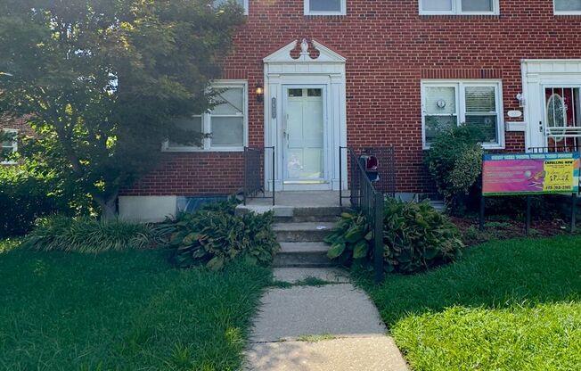 Charming 3BD/2BA Townhome in Gwynn Oak, MD!