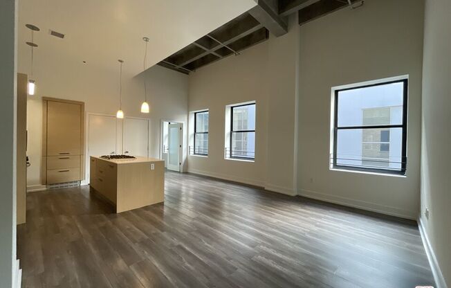 1 bed, 1 bath, 750 sqft, $2,904, Unit 1122