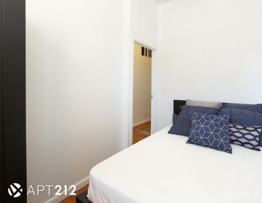 5 beds, 2 baths, 2,400 sqft, $7,495, Unit 1