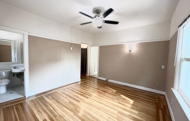 Studio, 1 bath, $1,295, Unit 16