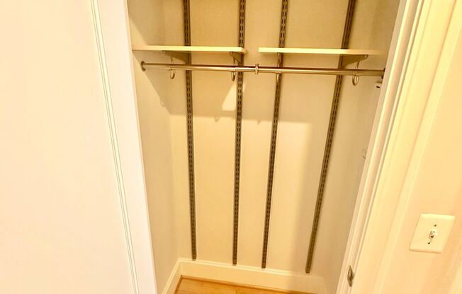 1 bed, 1 bath, $2,500, Unit 506
