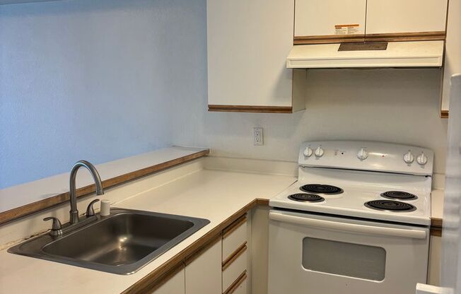 1 bed, 1 bath, 715 sqft, $1,750, Unit 304