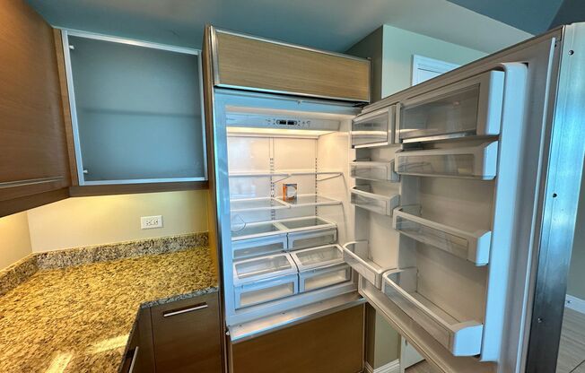 1 bed, 1.5 baths, $2,350, Unit #2505