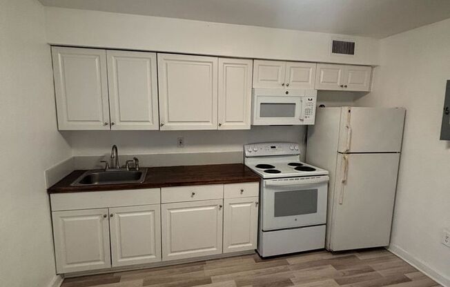 111 Biscayne Gardens, LLC