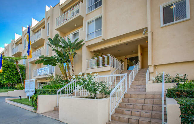 Welcome to St. Andrews Towers