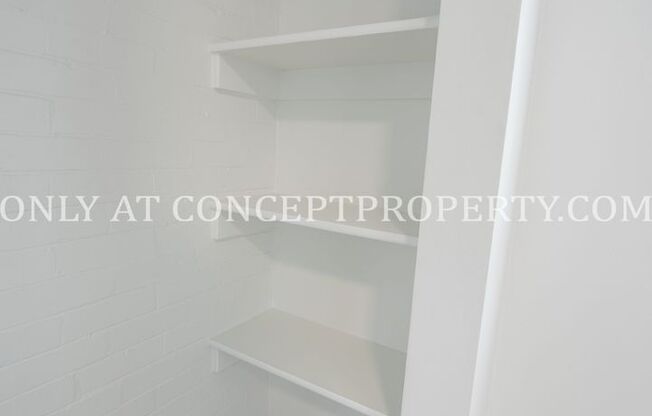 1 bed, 1 bath, 320 sqft, $1,125, Unit 4H