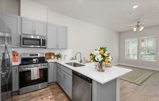 1 bed, 1 bath, 663 sqft, $1,450, Unit 433