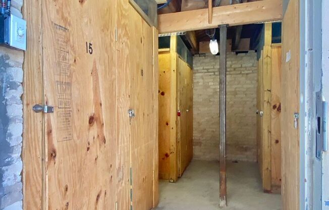 1 bed, 1 bath, $1,995, Unit # 106