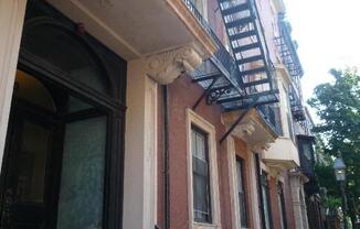 24 Mount Vernon St.