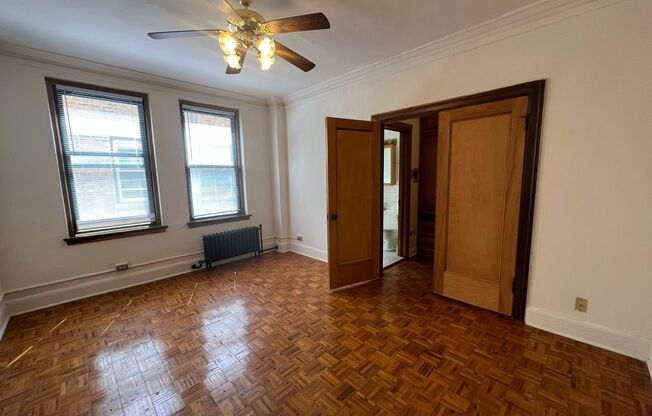Studio, 1 bath, 425 sqft, $1,575, Unit 429-407