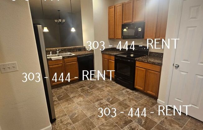 Cozy Townhome in Sage Creek! Make this your new home! Washer and Dryer included!