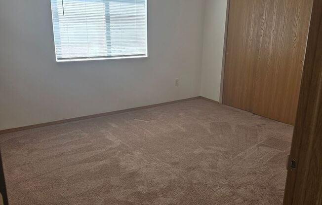 2 beds, 1 bath, 1,050 sqft, $1,259, Unit PL 7312
