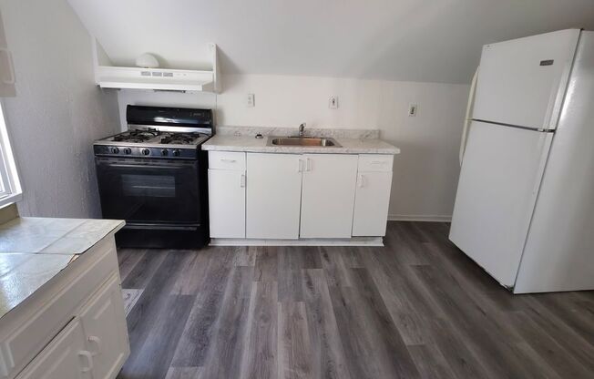 3547 - 3549 Trent Ave