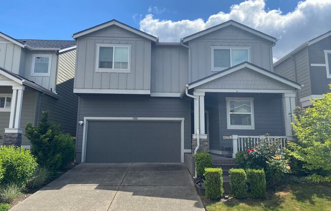 Spacious 4-Bedroom + Office Home in Abbey Creek – Modern Finishes, EV Charger & Low-Maintenance Backyard